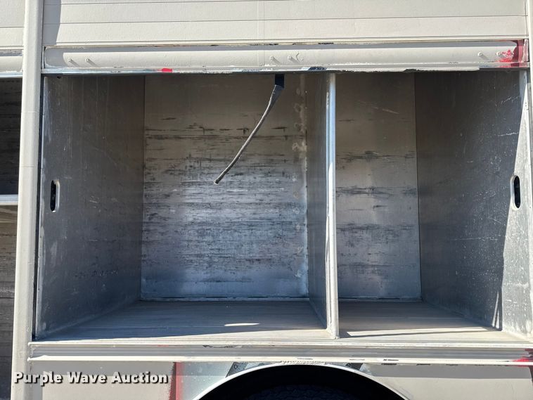 image for item EA2358 2013 Freightliner Business Class M2 delivery truck