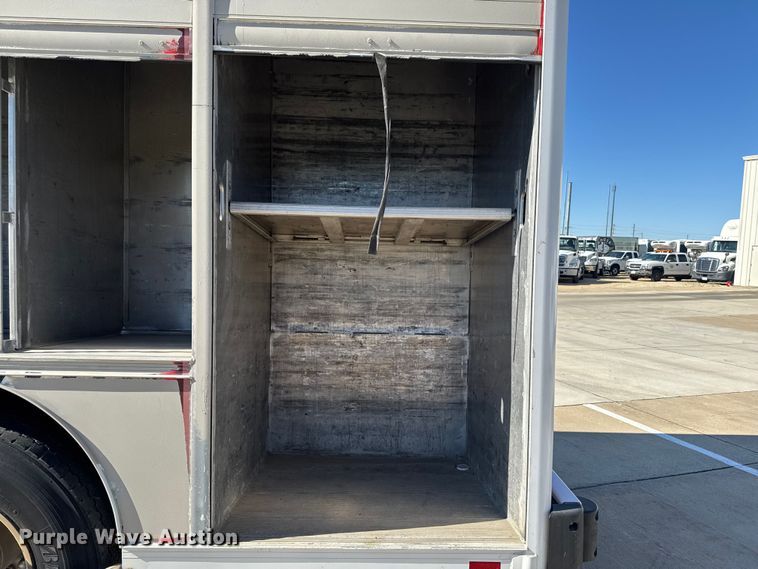 image for item EA2358 2013 Freightliner Business Class M2 delivery truck