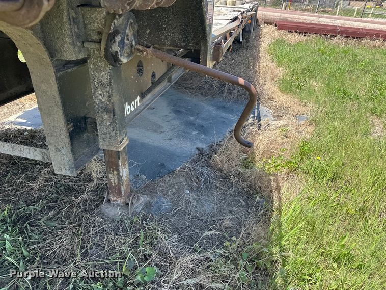 image for item EA4882 1995 Talbert TSDW-14140K-FG-T1 drop deck equipment trailer