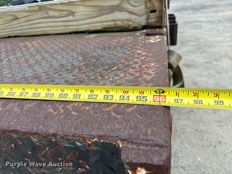 image for item EA7282 1987 Western Star 4800 flatbed truck