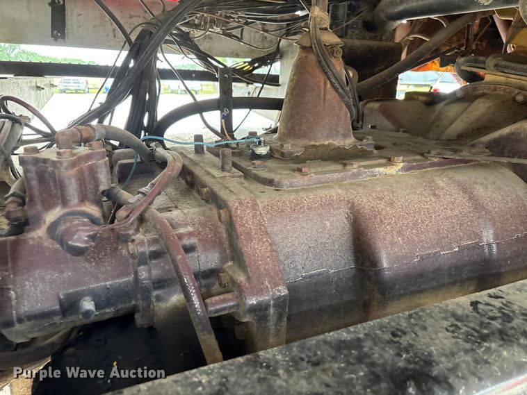 image for item EA7282 1987 Western Star 4800 flatbed truck