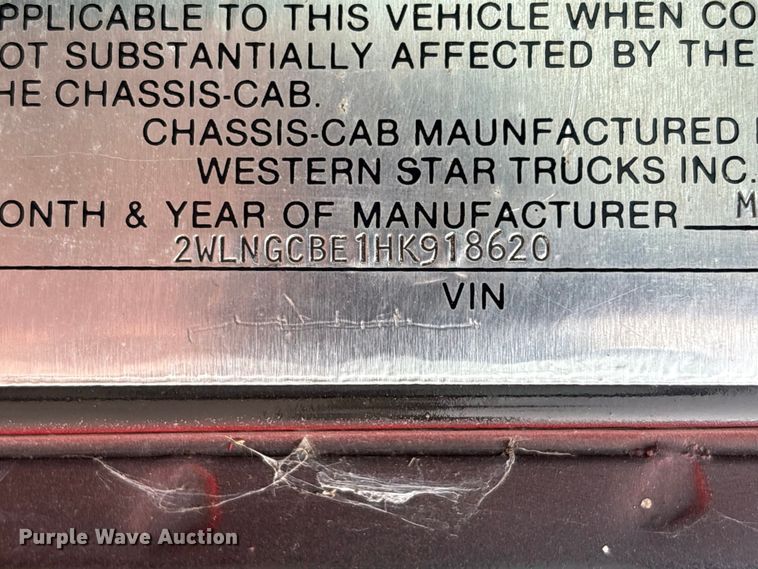image for item EA7282 1987 Western Star 4800 flatbed truck
