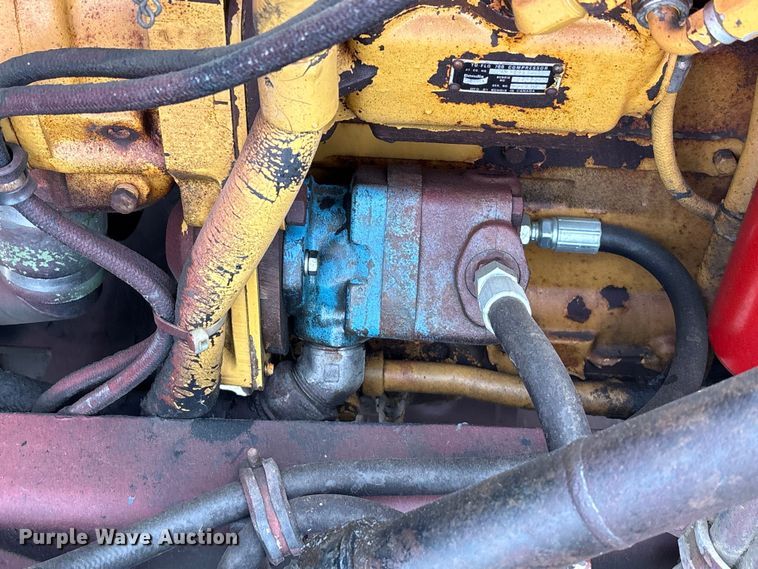 image for item EA7282 1987 Western Star 4800 flatbed truck