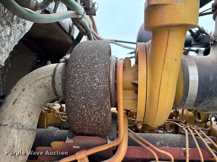 image for item EA7282 1987 Western Star 4800 flatbed truck