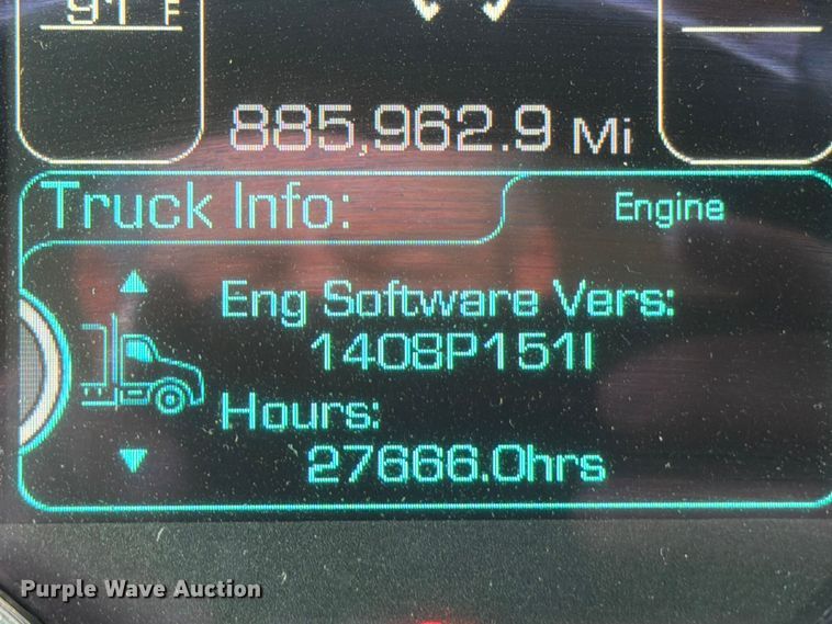 image for item ED5229 2014 Kenworth T680 semi truck