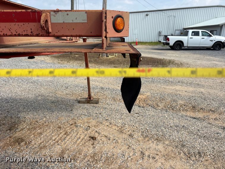 image for item ED5232 2017 Magnolia CPT pole trailer