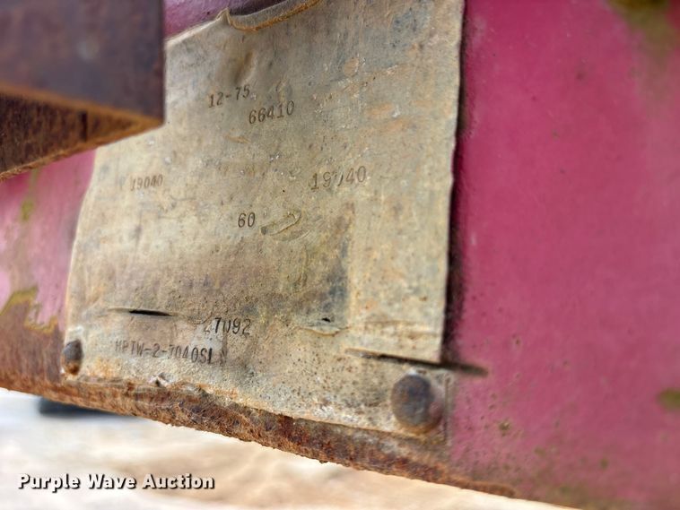 image for item ED5234 1976 Sontan 11PTW-2-7040SL flatbed trailer