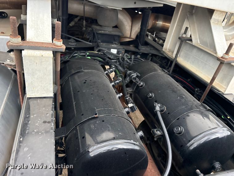 image for item ED5236 2022 Western Star 4900EX semi truck