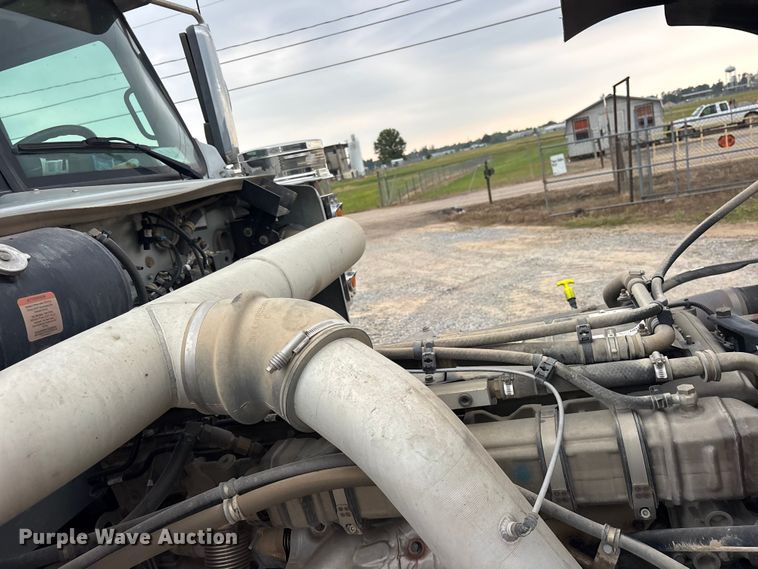 image for item ED5236 2022 Western Star 4900EX semi truck