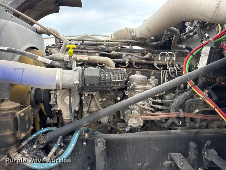 image for item ED5236 2022 Western Star 4900EX semi truck