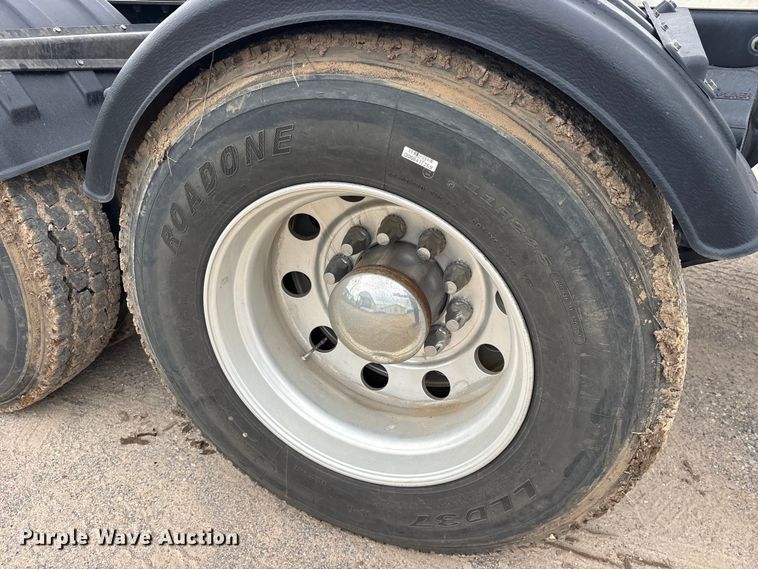 image for item ED5236 2022 Western Star 4900EX semi truck