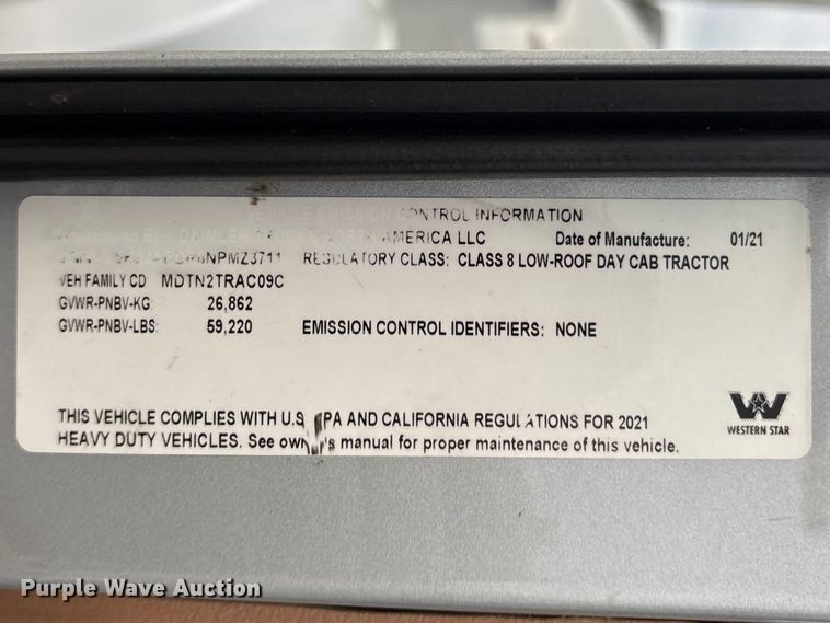 image for item ED5236 2022 Western Star 4900EX semi truck