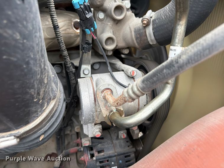 image for item ED5237 2022 Western Star 49X semi truck