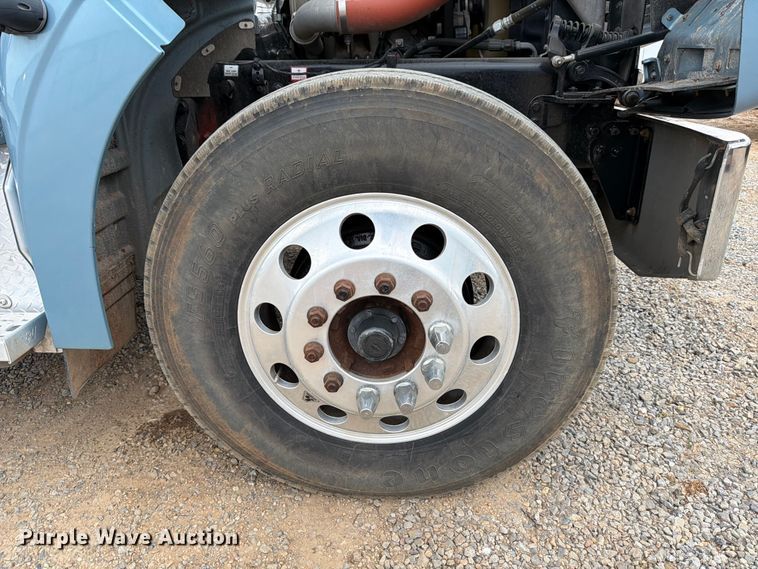image for item ED5237 2022 Western Star 49X semi truck