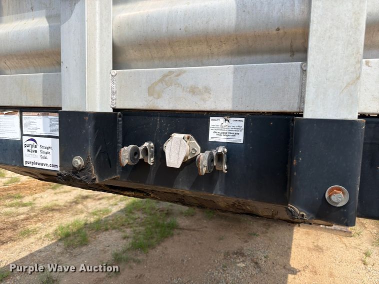 image for item ED5239 2016 Great Dane FLP-0024-00048 flatbed trailer