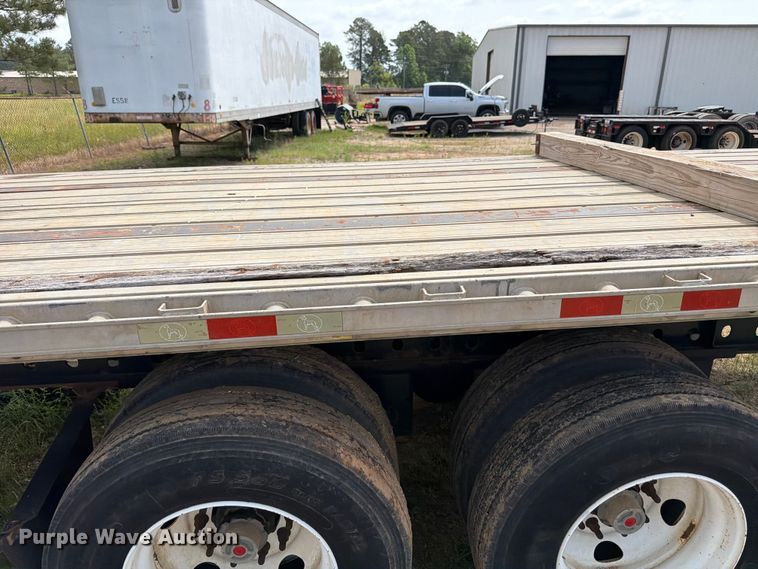 image for item ED5239 2016 Great Dane FLP-0024-00048 flatbed trailer