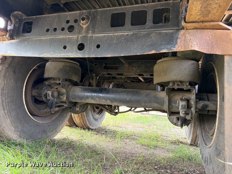 image for item ED5239 2016 Great Dane FLP-0024-00048 flatbed trailer