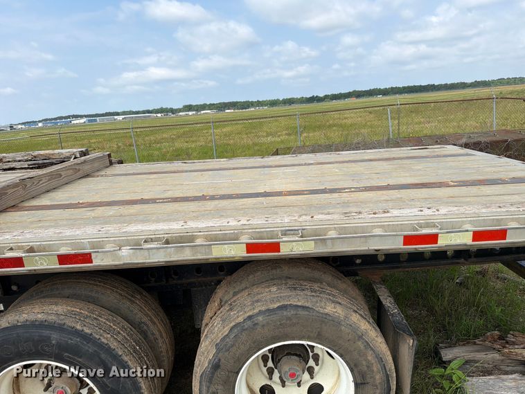 image for item ED5239 2016 Great Dane FLP-0024-00048 flatbed trailer