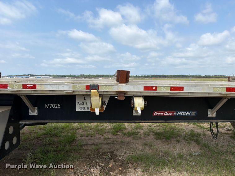 image for item ED5239 2016 Great Dane FLP-0024-00048 flatbed trailer