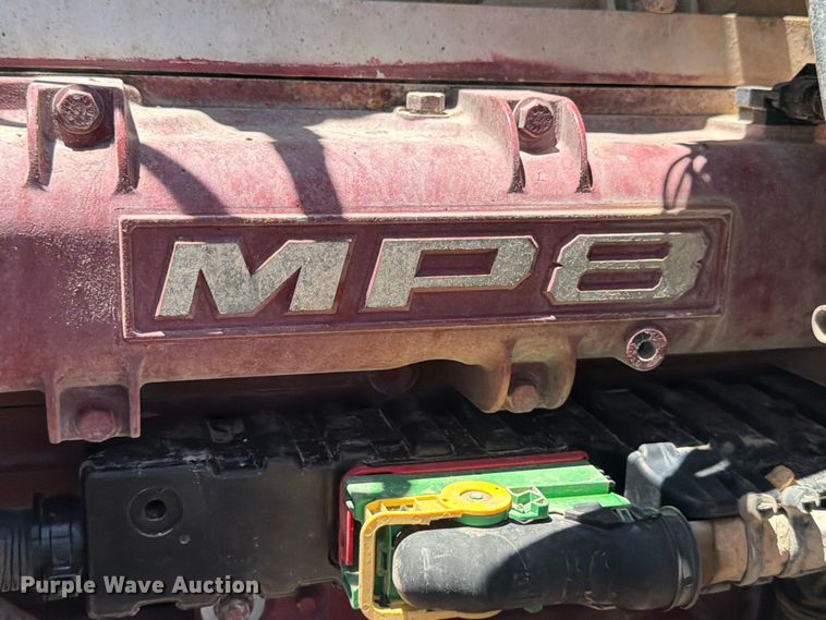 image for item ED5288 2010 Mack Pinnacle CHU613 semi truck