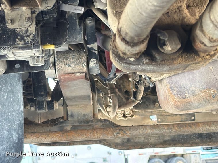image for item ED5289 2014 Mack CHU613 semi truck