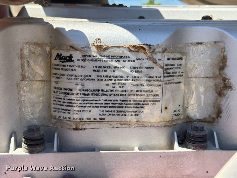 image for item ED5290 2014 Mack CHU613 semi truck