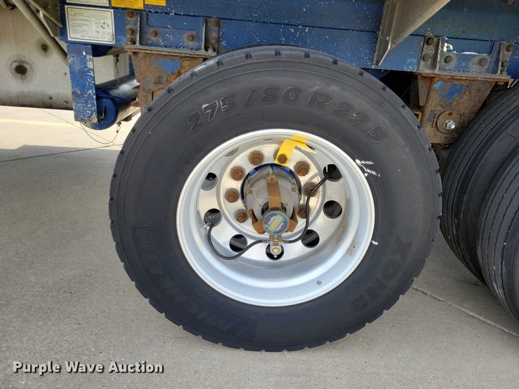 image for item EE1003 2005 Heil Fuel Tanker