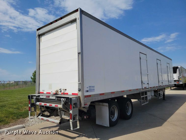 image for item EE1004 2007 Utility refrigerated van trailer