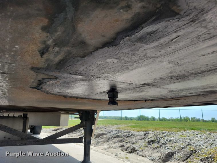 image for item EE1004 2007 Utility refrigerated van trailer