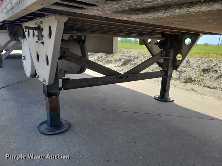 image for item EE1004 2007 Utility refrigerated van trailer