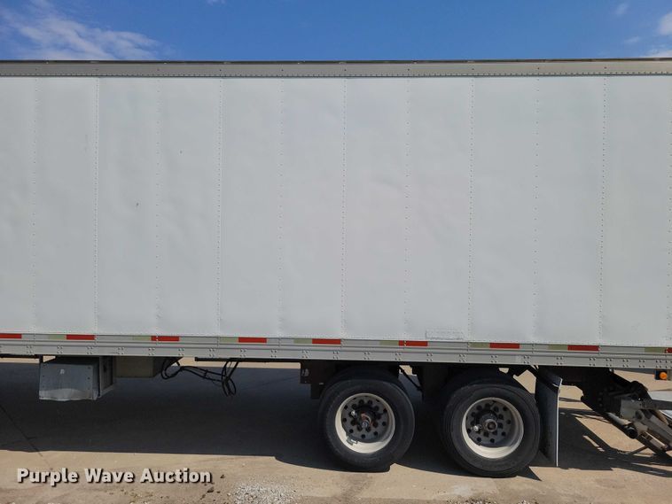 image for item EE1004 2007 Utility refrigerated van trailer