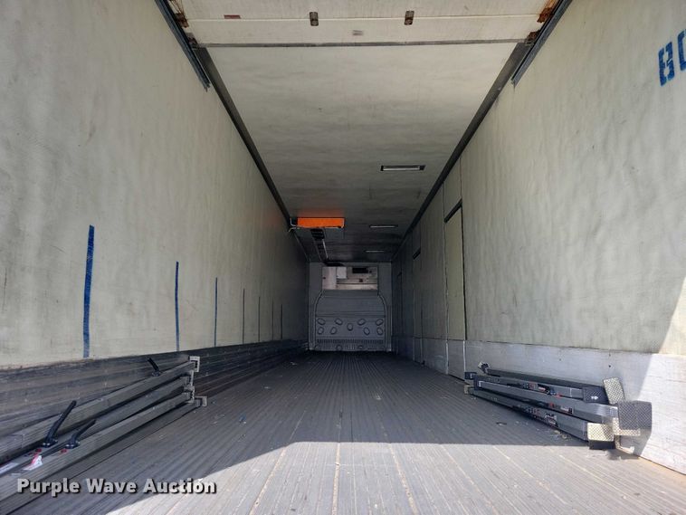 image for item EE1004 2007 Utility refrigerated van trailer