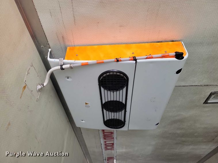image for item EE1004 2007 Utility refrigerated van trailer