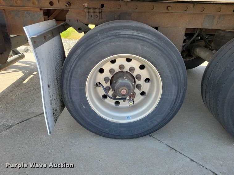 image for item EE1004 2007 Utility refrigerated van trailer