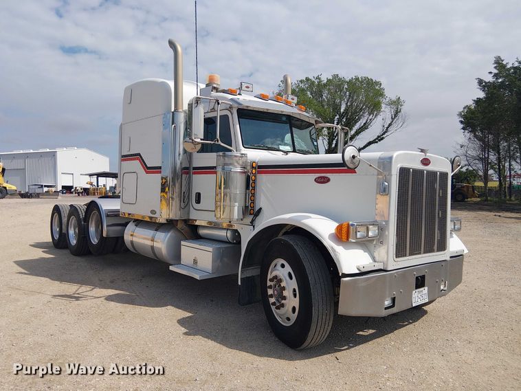 image for item EE1478 2006 Peterbilt 379 semi truck