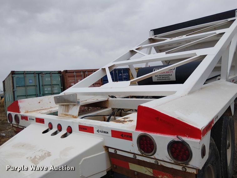 image for item EE5245 2016 Semiremolques El Puma bottom dump trailer