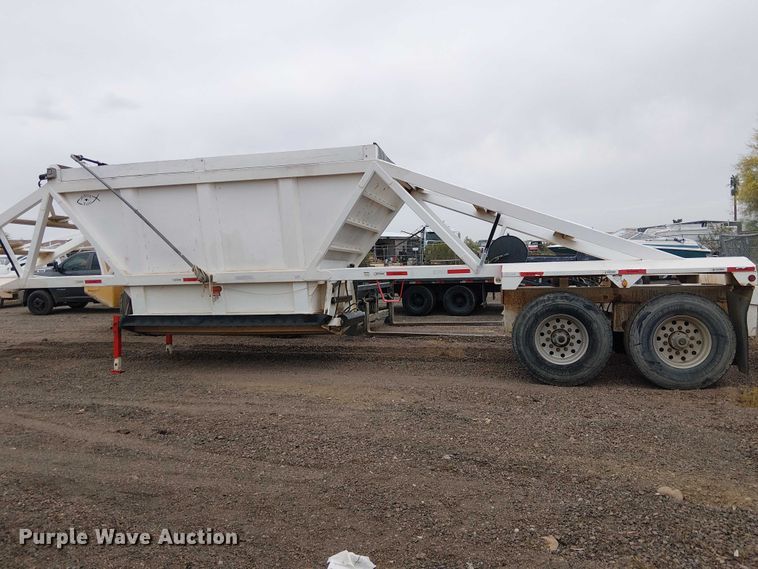 image for item EE5245 2016 Semiremolques El Puma bottom dump trailer