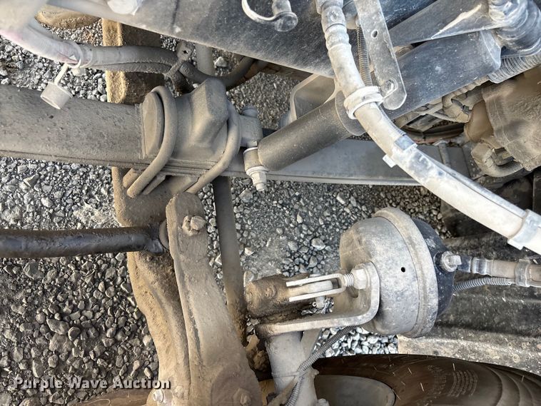 image for item EF1091 2016 Kenworth T680 semi truck