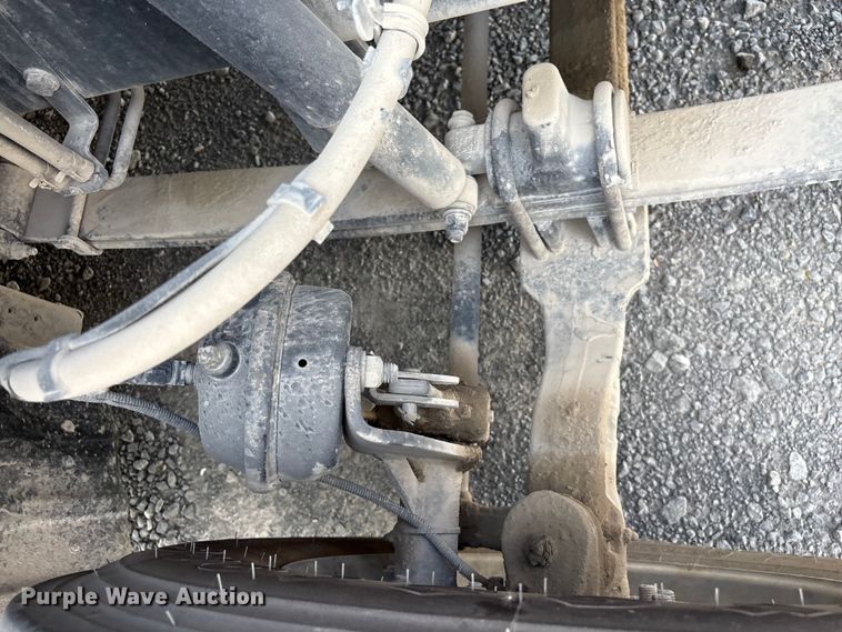 image for item EF1091 2016 Kenworth T680 semi truck