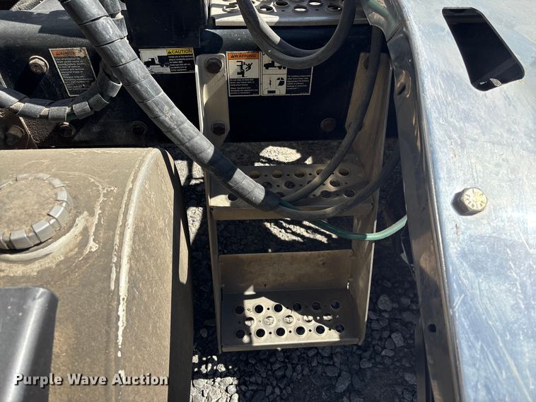 image for item EF1091 2016 Kenworth T680 semi truck