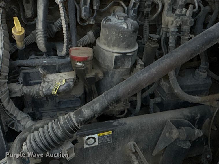 image for item EF1092 2015 Kenworth T680 semi truck