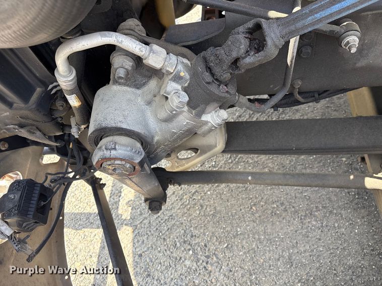 image for item EF1150 2018 International LT625 semi truck