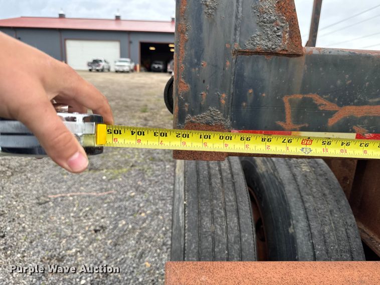 image for item EF2477 2007 Pitts LT42-L log trailer
