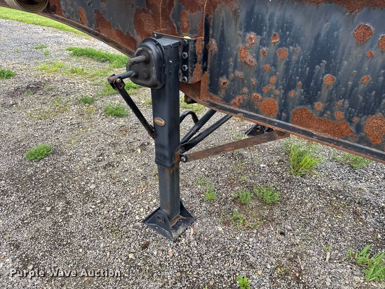 image for item EF2477 2007 Pitts LT42-L log trailer