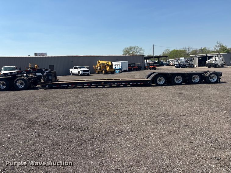 image for item EG8949 2017 XL Specialized Trailers XL 110 HDG lowboy equipment trailer