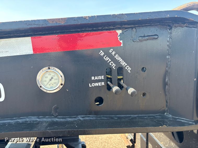 image for item EG8949 2017 XL Specialized Trailers XL 110 HDG lowboy equipment trailer