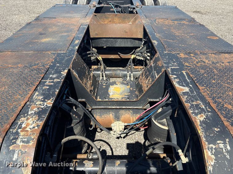 image for item EG8949 2017 XL Specialized Trailers XL 110 HDG lowboy equipment trailer