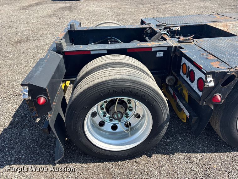 image for item EG8949 2017 XL Specialized Trailers XL 110 HDG lowboy equipment trailer