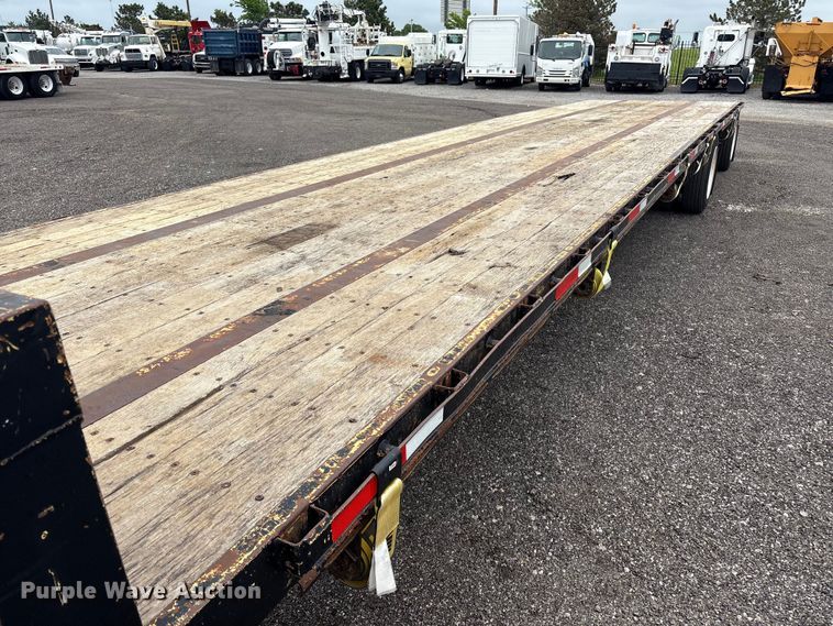 image for item EG9002 2013 Fontaine HAVSD12WSA drop deck trailer