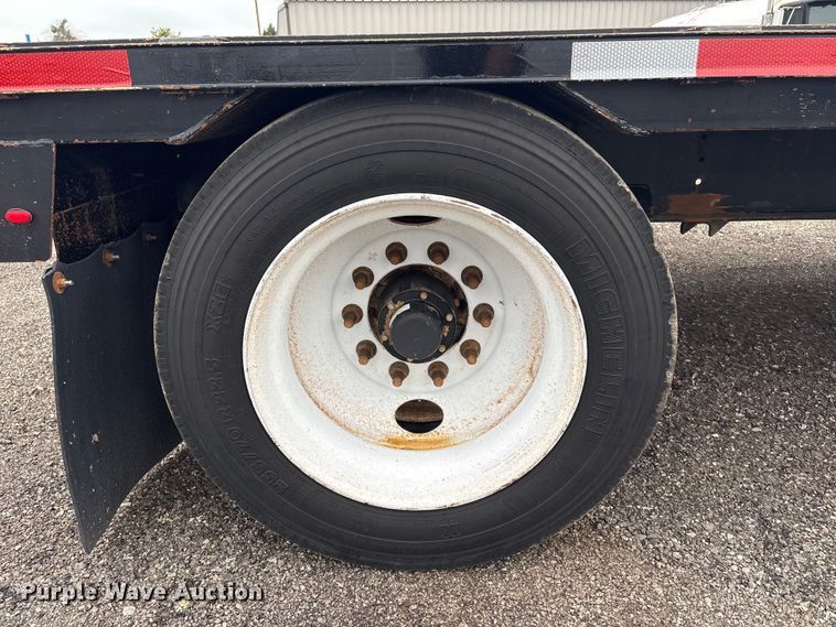 image for item EG9002 2013 Fontaine HAVSD12WSA drop deck trailer